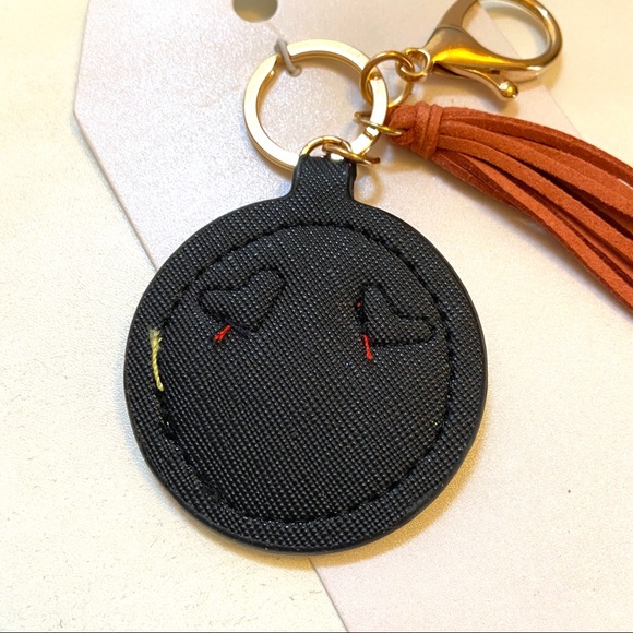 5/$15😍 Ali Khan Emoji Smiley Love Key Keychain or Purse Decor Leather tassels ❤️ - Picture 3 of 6